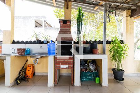 Casa à venda com 320m², 9 quartos e 2 vagas Casa à venda com 320m², 9 quartos e 2 vagasVaranda/ churrasqueira casa 1