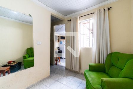 Casa à venda com 320m², 9 quartos e 2 vagas Casa à venda com 320m², 9 quartos e 2 vagasSala Casa 3