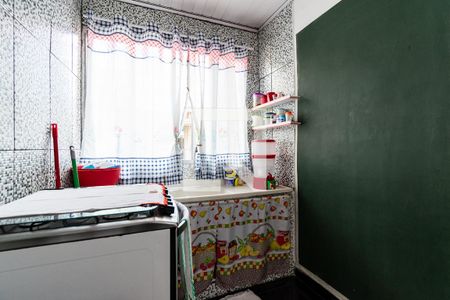 Casa à venda com 320m², 9 quartos e 2 vagas Casa à venda com 320m², 9 quartos e 2 vagasCozinha da casa 4