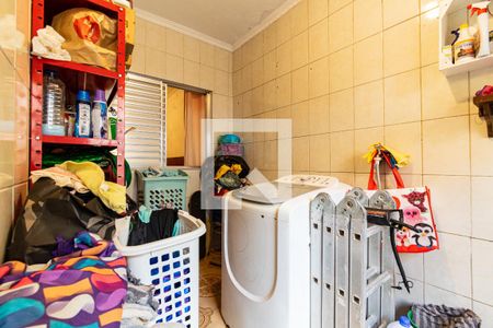 Casa à venda com 320m², 9 quartos e 2 vagas Casa à venda com 320m², 9 quartos e 2 vagasLavanderia