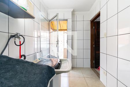 Casa à venda com 320m², 9 quartos e 2 vagas Casa à venda com 320m², 9 quartos e 2 vagasLavanderia casa 1