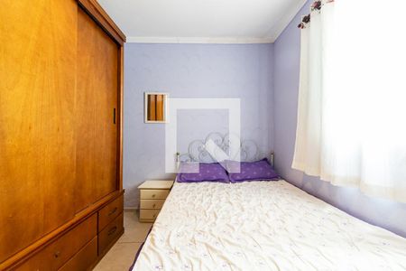 Casa à venda com 320m², 9 quartos e 2 vagas Casa à venda com 320m², 9 quartos e 2 vagasQuarto 2 casa 1