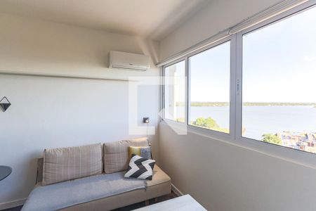 Sala de kitnet/studio para alugar com 1 quarto, 24m² em Centro Histórico, Porto Alegre