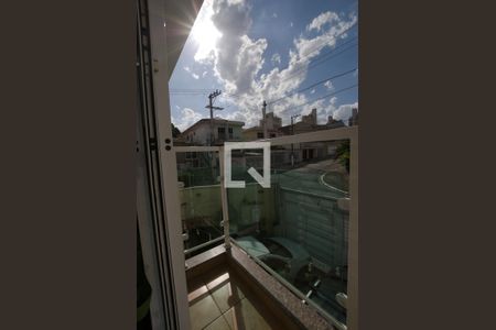 Casa à venda com 120m², 3 quartos e 2 vagas Casa à venda com 120m², 3 quartos e 2 vagasQuarto 1 - Varanda