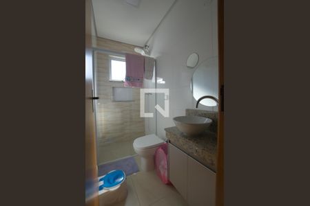 Casa à venda com 120m², 3 quartos e 2 vagas Casa à venda com 120m², 3 quartos e 2 vagasBanheiro