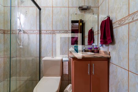 Casa à venda com 366m², 3 quartos e 6 vagas Casa à venda com 366m², 3 quartos e 6 vagasBanheiro suíte 2