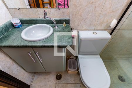 Casa à venda com 366m², 3 quartos e 6 vagas Casa à venda com 366m², 3 quartos e 6 vagasBanheiro suíte 3