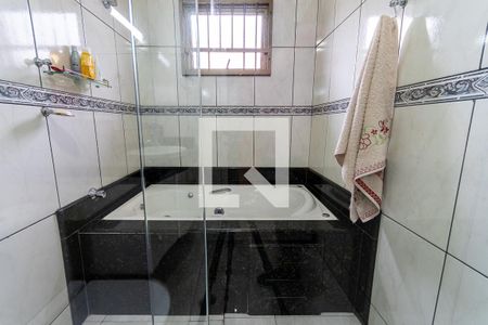 Casa à venda com 366m², 3 quartos e 6 vagas Casa à venda com 366m², 3 quartos e 6 vagasBanheiro suíte 1