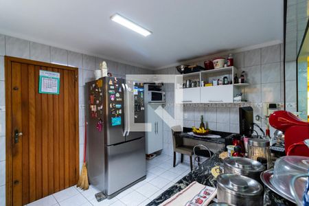 Casa à venda com 227m², 3 quartos e 4 vagas1o. Andar - Cozinha