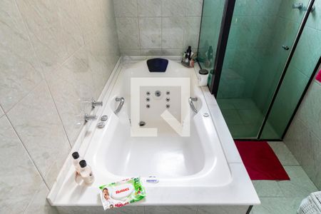 Casa à venda com 227m², 3 quartos e 4 vagas2o. Andar - Banheiro da Suíte 3