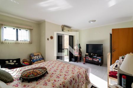 Casa à venda com 227m², 3 quartos e 4 vagas2o. Andar - Suíte 3