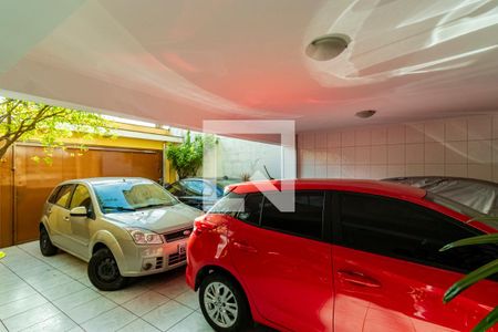Casa à venda com 227m², 3 quartos e 4 vagasGaragem