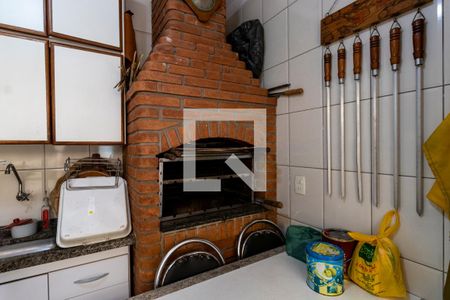 Casa à venda com 227m², 3 quartos e 4 vagas1o. Andar - Área de serviço