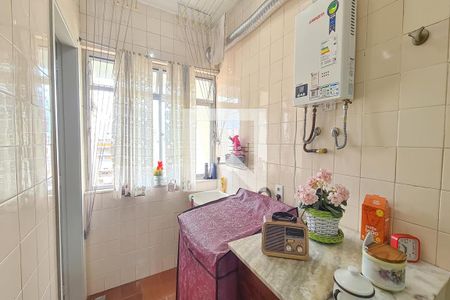 Apartamento à venda com 114m², 4 quartos e 1 vagaÁrea de Serviço