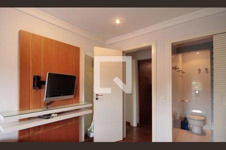 Apartamento à venda com 3 quartos, 222m² em Higienópolis, São Paulo