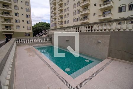 Apartamento à venda com 150m², 3 quartos e 2 vagasÁrea comum - Piscina