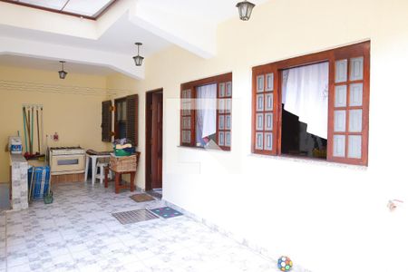 Casa à venda com 850m², 7 quartos e 8 vagas Casa à venda com 850m², 7 quartos e 8 vagasQuintal