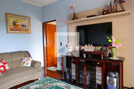 Casa à venda com 850m², 7 quartos e 8 vagas Casa à venda com 850m², 7 quartos e 8 vagasQuarto 1