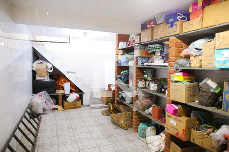 Casa à venda com 850m², 7 quartos e 8 vagas Casa à venda com 850m², 7 quartos e 8 vagasPorão