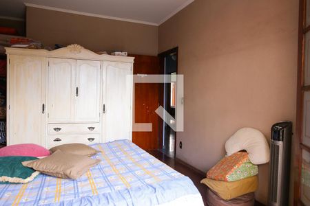 Casa à venda com 850m², 7 quartos e 8 vagas Casa à venda com 850m², 7 quartos e 8 vagasQuarto 3