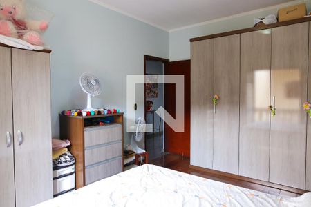 Casa à venda com 850m², 7 quartos e 8 vagas Casa à venda com 850m², 7 quartos e 8 vagasQuarto 5