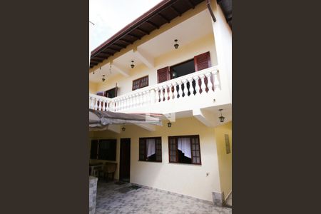 Casa à venda com 850m², 7 quartos e 8 vagas Casa à venda com 850m², 7 quartos e 8 vagasFachada de Traz do Imovel