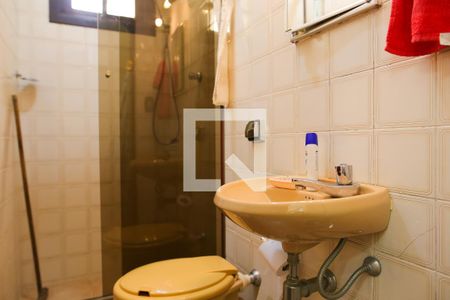 Casa à venda com 850m², 7 quartos e 8 vagas Casa à venda com 850m², 7 quartos e 8 vagasBanheiro da Suite 1 - Casa dos Fundos