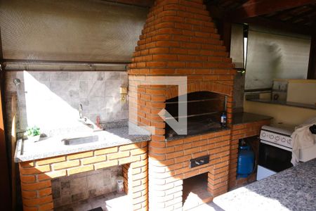 Casa à venda com 850m², 7 quartos e 8 vagas Casa à venda com 850m², 7 quartos e 8 vagasSalao de Festas e Churrasquieira