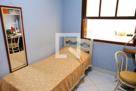 Casa à venda com 850m², 7 quartos e 8 vagas Casa à venda com 850m², 7 quartos e 8 vagasQuarto 6