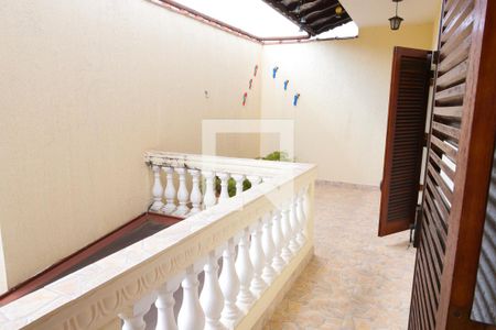 Casa à venda com 850m², 7 quartos e 8 vagas Casa à venda com 850m², 7 quartos e 8 vagasSacada do Quarto 5