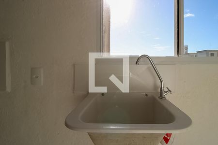 Cozinha e Área de Serviço de apartamento à venda com 2 quartos, 42m² em Rio Branco, Canoas