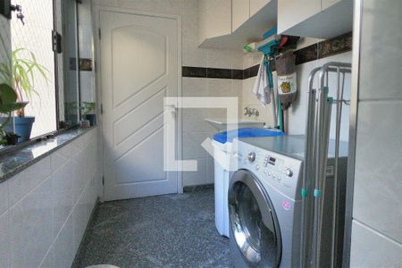 Casa à venda com 222m², 3 quartos e 4 vagasÁrea de Serviço