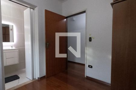 Casa à venda com 222m², 3 quartos e 4 vagasSuíte 2