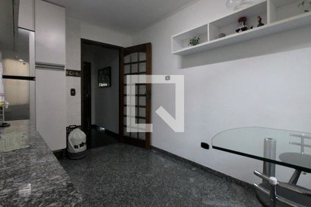 Casa à venda com 222m², 3 quartos e 4 vagasCozinha