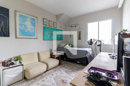 Casa à venda com 220m², 5 quartos e 4 vagas Casa à venda com 220m², 5 quartos e 4 vagasQuarto de Serviço