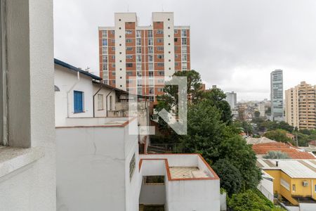 Casa à venda com 220m², 5 quartos e 4 vagas Casa à venda com 220m², 5 quartos e 4 vagasVista do Quarto 3