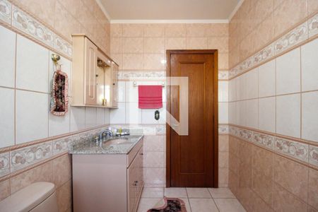 Casa à venda com 372m², 4 quartos e 2 vagas Casa à venda com 372m², 4 quartos e 2 vagasBanheiro da Suíte