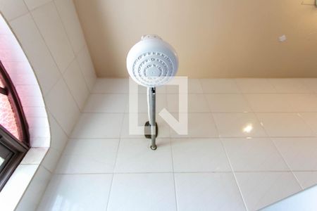 Casa à venda com 258m², 4 quartos e 4 vagas Casa à venda com 258m², 4 quartos e 4 vagasBanheiro da Suíte 1