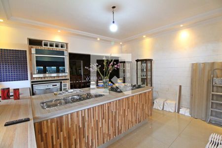 Casa à venda com 700m², 4 quartos e 3 vagasCozinha 1