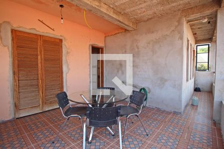 Casa à venda com 700m², 4 quartos e 3 vagasVaranda