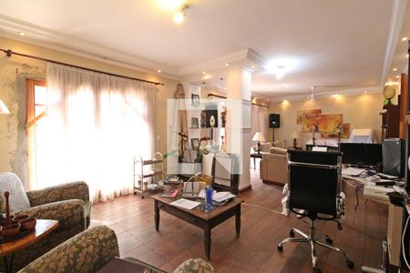 Casa à venda com 700m², 4 quartos e 3 vagasSala de estar 2