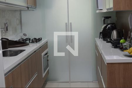 Apartamento à venda com 102m², 3 quartos e 2 vagasCozinha