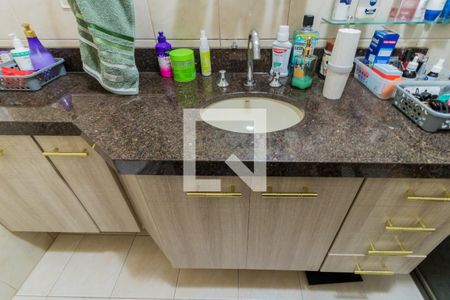 Casa à venda com 250m², 3 quartos e 5 vagas Casa à venda com 250m², 3 quartos e 5 vagasDetalhe banheiro