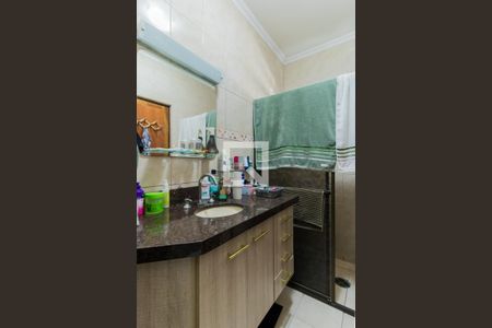 Casa à venda com 250m², 3 quartos e 5 vagas Casa à venda com 250m², 3 quartos e 5 vagasBanheiro da Suíte