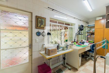 Casa à venda com 250m², 3 quartos e 5 vagas Casa à venda com 250m², 3 quartos e 5 vagasAteliê