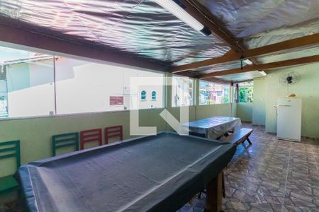 Casa à venda com 250m², 3 quartos e 5 vagas Casa à venda com 250m², 3 quartos e 5 vagasTerraço