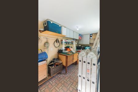 Casa à venda com 250m², 3 quartos e 5 vagas Casa à venda com 250m², 3 quartos e 5 vagasQuarto de Serviço