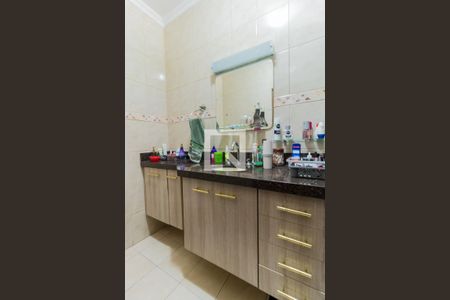 Casa à venda com 250m², 3 quartos e 5 vagas Casa à venda com 250m², 3 quartos e 5 vagasBanheiro da Suíte