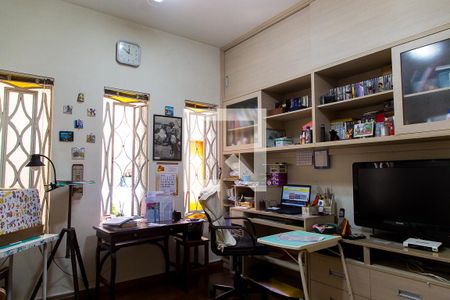 Quarto 1 de casa à venda com 4 quartos, 370m² em Saúde, São Paulo