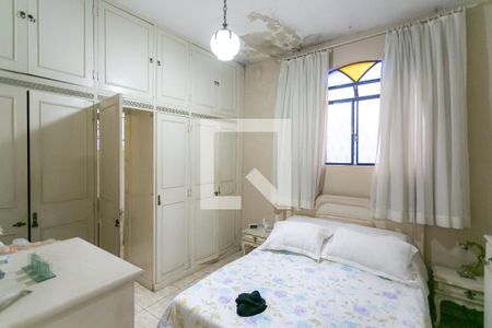 Casa à venda com 200m², 3 quartos e 1 vaga Casa à venda com 200m², 3 quartos e 1 vagaQuarto 3 - Suíte